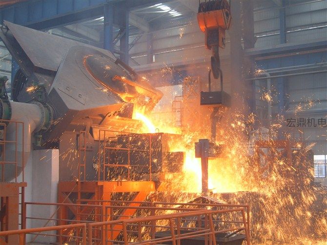 中频无芯熔钢炉